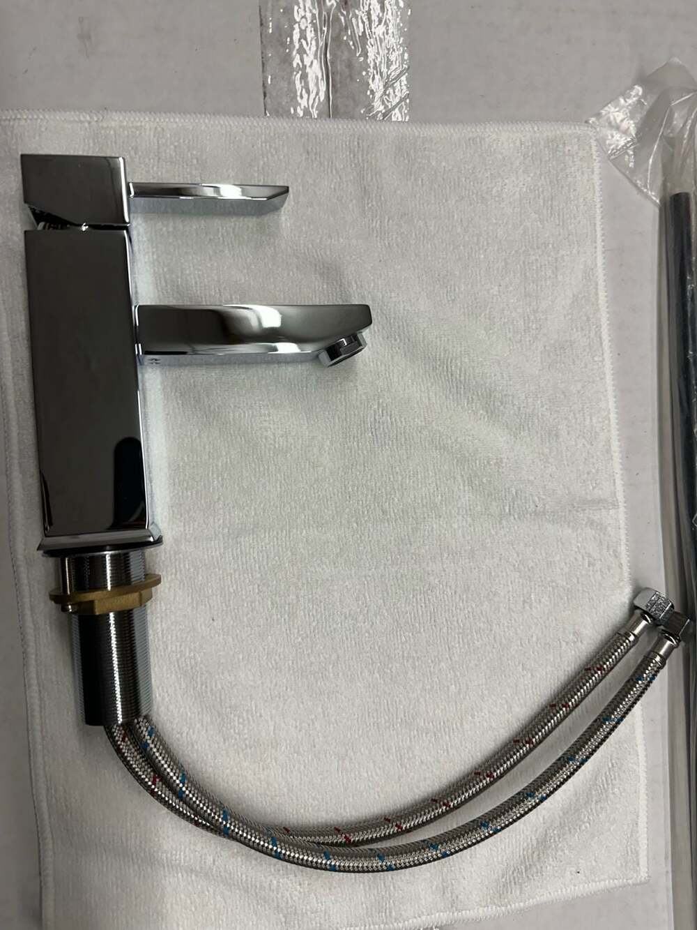 Modern Square Single Handle Single Hole Bathroom Sink Faucet, Polished Chrome